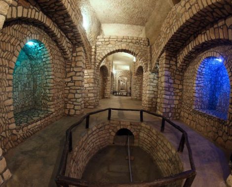 Kariz-Underground-City-Kish-Iran-zhinotours