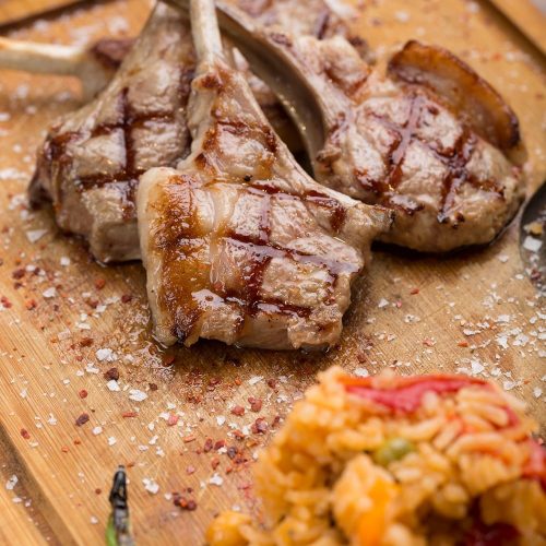 Shishlik-Iranian-kabab-Iranfood-ZhinoTours