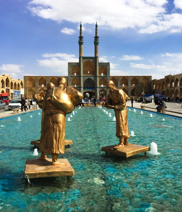 amir-chakhmaq-mosque-Yazd-Iran-Zhinopars