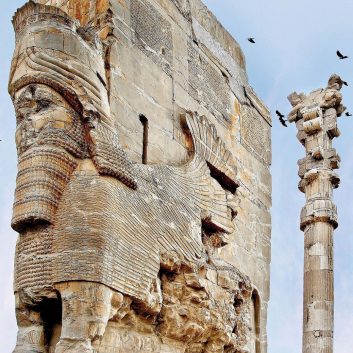 Iran Budget Tour - Persepolis Gate